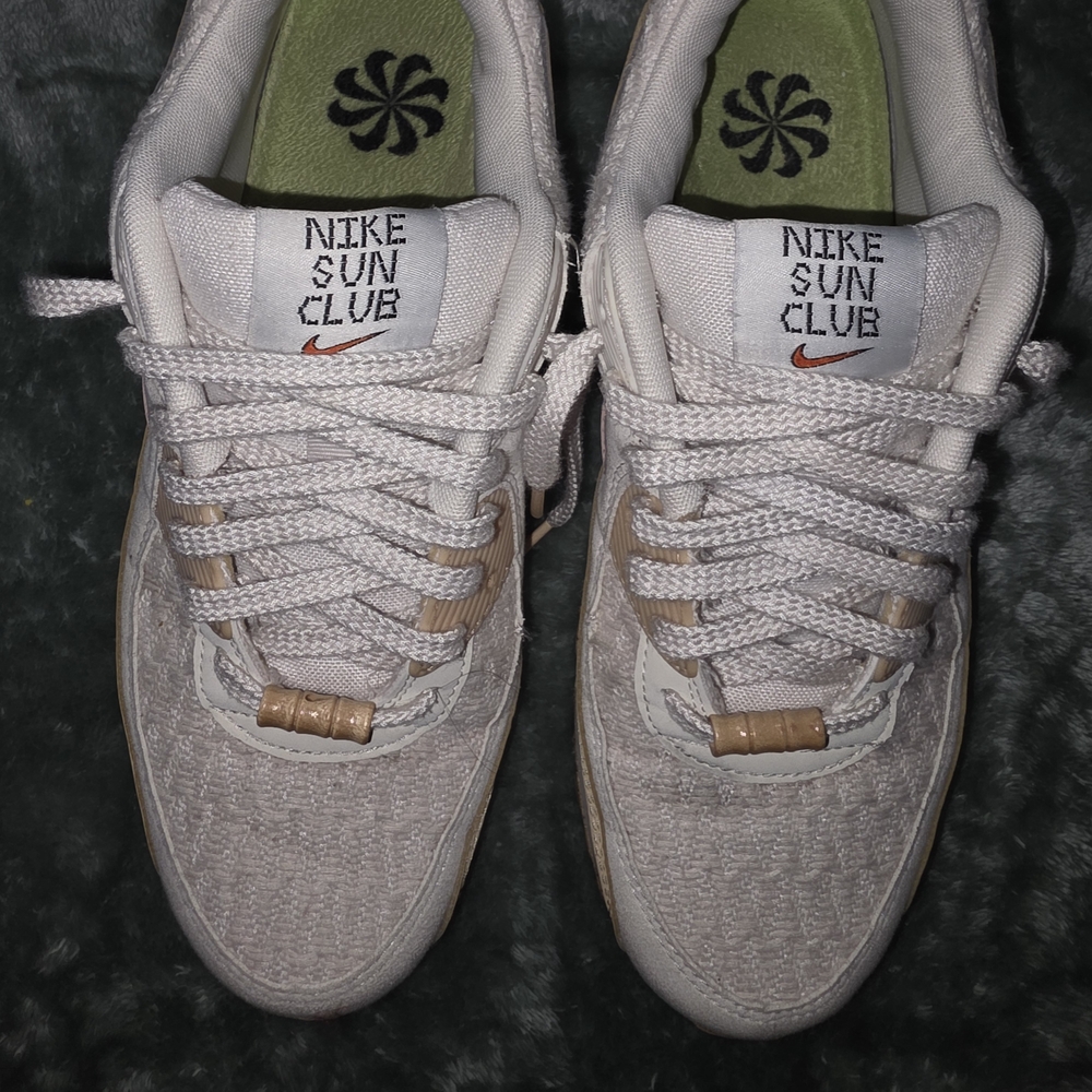 Nike Air Max 90 SE "Sun Club - Sail Arctic Orange"